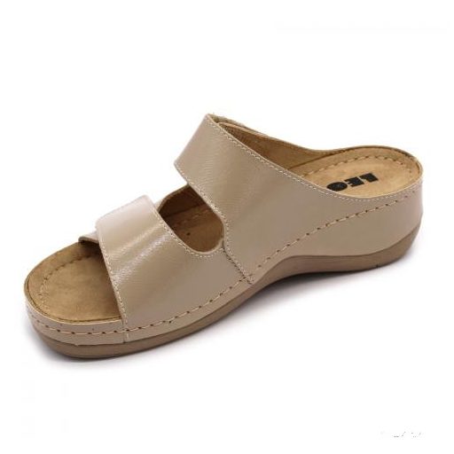 931 LEON COMFORT NŐI BŐR PAPUCS-CAPPUCINO LAKK